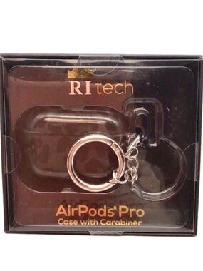 RI Tech AirPods Pro Case with Carabiner (NWT)